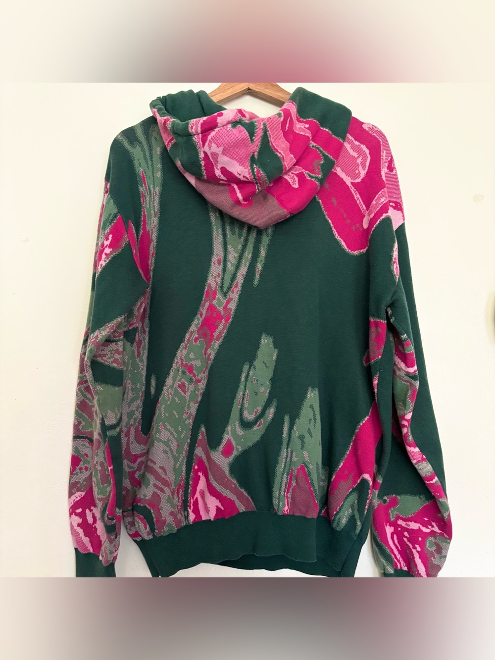 Louis Vuitton Green & Pink Splash Marbled Print Logo Oversized Hoodie - Picture 9 of 12